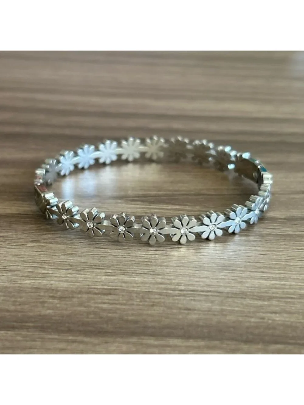 Floral Silver Bracelet Q334